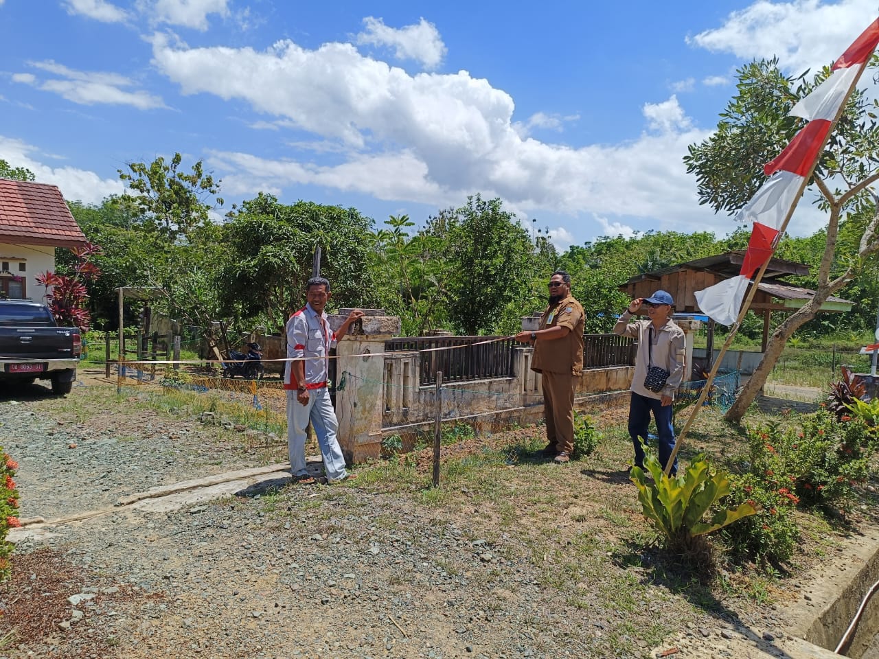 Pengukuran tanah POS IB Desa Tebing Tinggi untuk pembuatan segel/SKT dalam rangka percepatan sertifikasi asset tanah Pemerintah Daerah Kabupaten Kotabaru